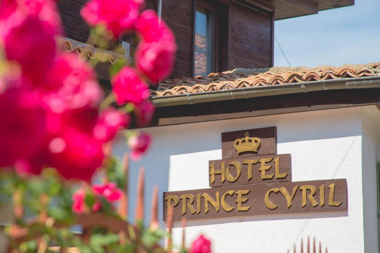 Prince Cyril Hotel เนเซบาร์ ภายนอก รูปภาพ